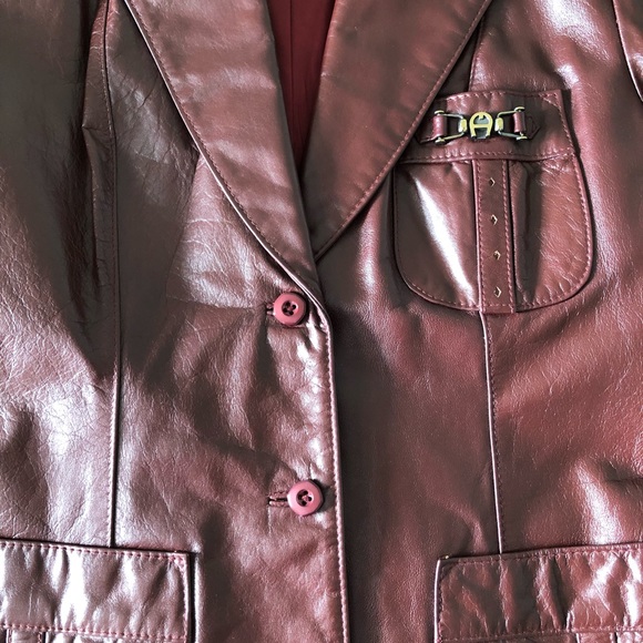 Etienne Aigner vintage oxblood leather blazer - Picture 7 of 12